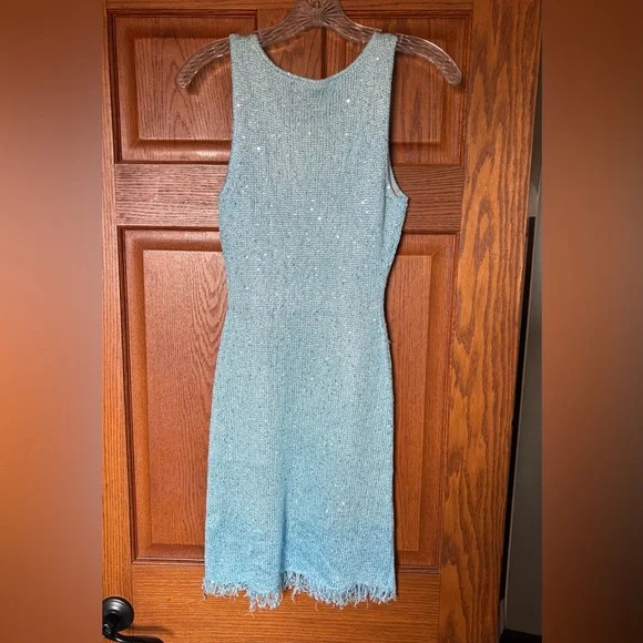 Asta Resort Elegant Blue Sleeveless Dress - Picture 3 of 4